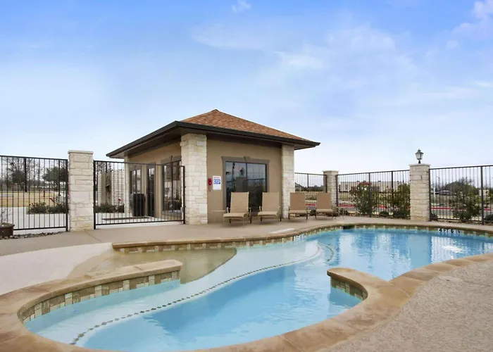 Microtel & By Wyndham Hotel Round Rock