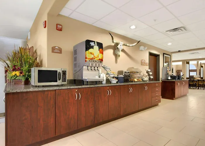 Microtel & By Wyndham Hotel