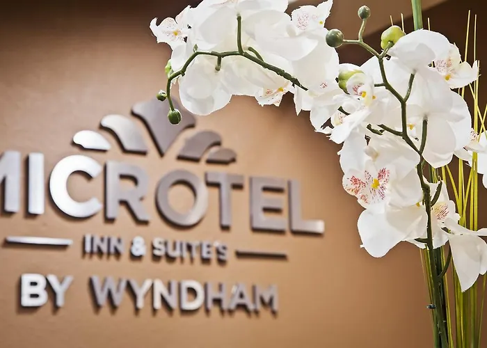 Microtel & By Wyndham 3*
