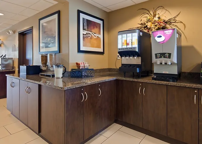 Microtel & By Wyndham 3*